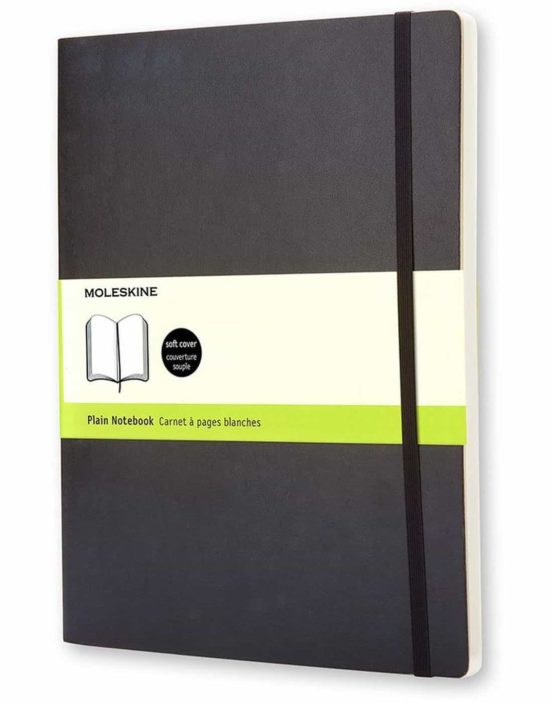 Libreta clásica tapa blanda negra XL lisa