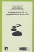 LA EXPERIENCIA DE LA COOPERACION PARA EL DESARROLLO de CAPARROS CIVERA, NEUS 