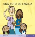 UNA FOTO DE FAMILIA (MIS PRIMEROS CALCETINES; 10) (MAYUSCULAS) di SOLER, TERESA 