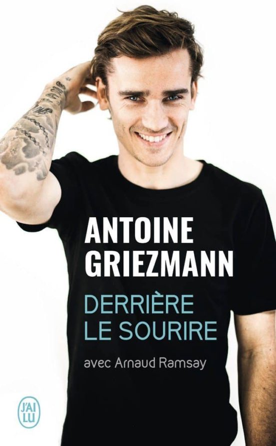 Derriere Le Sourire