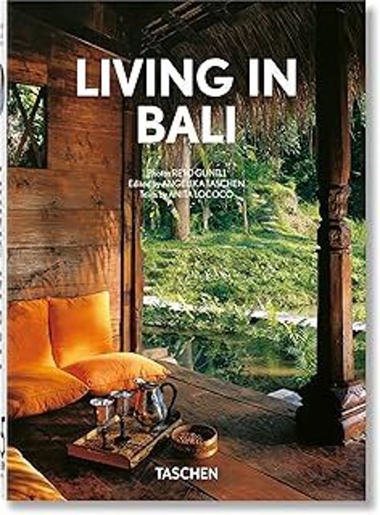 Living in Bali. 45th Ed