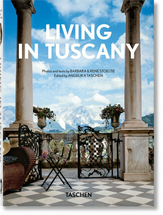 Living In Tuscany. 45th Ed