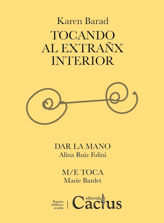 Tocando Al Extranx Interior