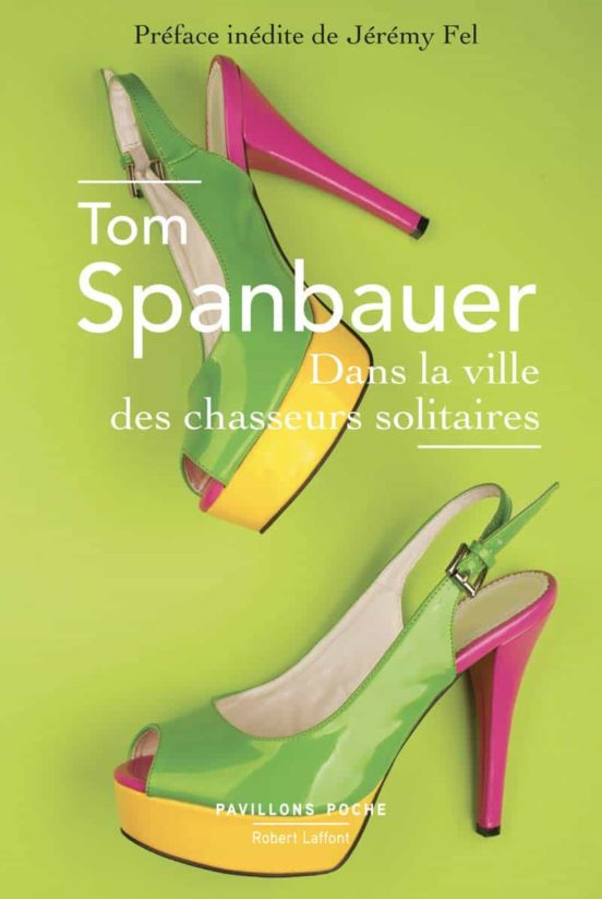 Dans La Ville Des Chasseurs Solitaires