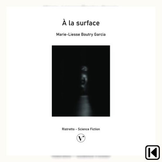 À La Surface