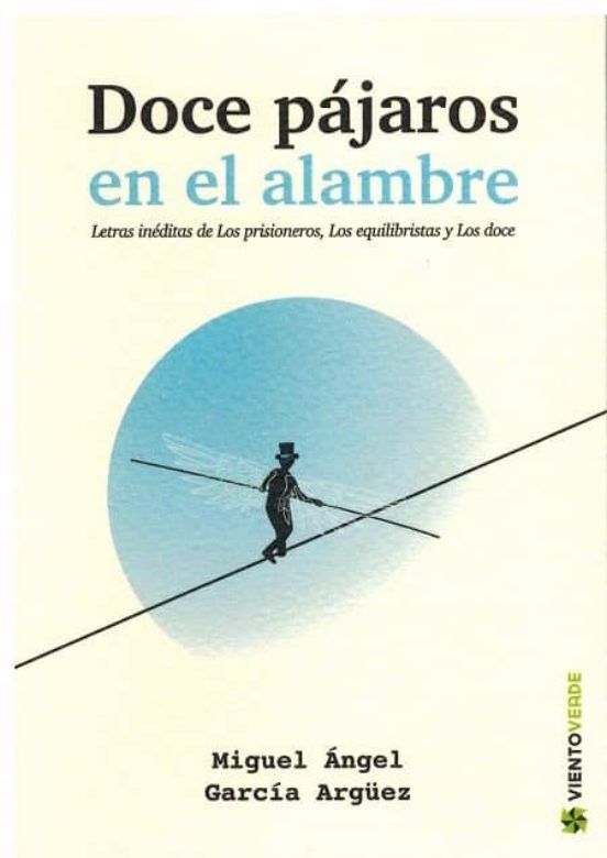 Doce Pajaros En El Alambre