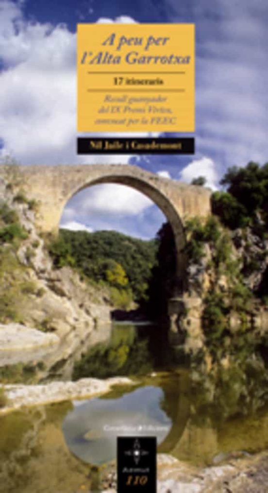 A Peu Per L'Alta Garrotxa