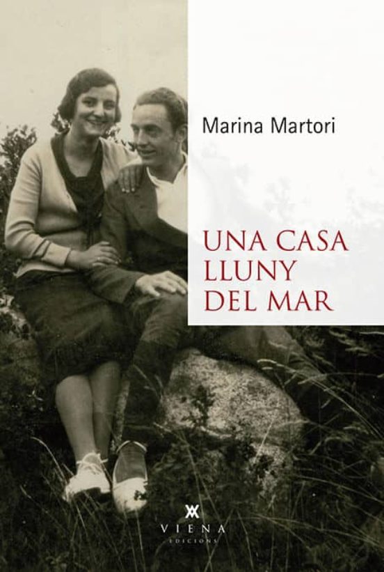 Una Casa Lluny Del Mar