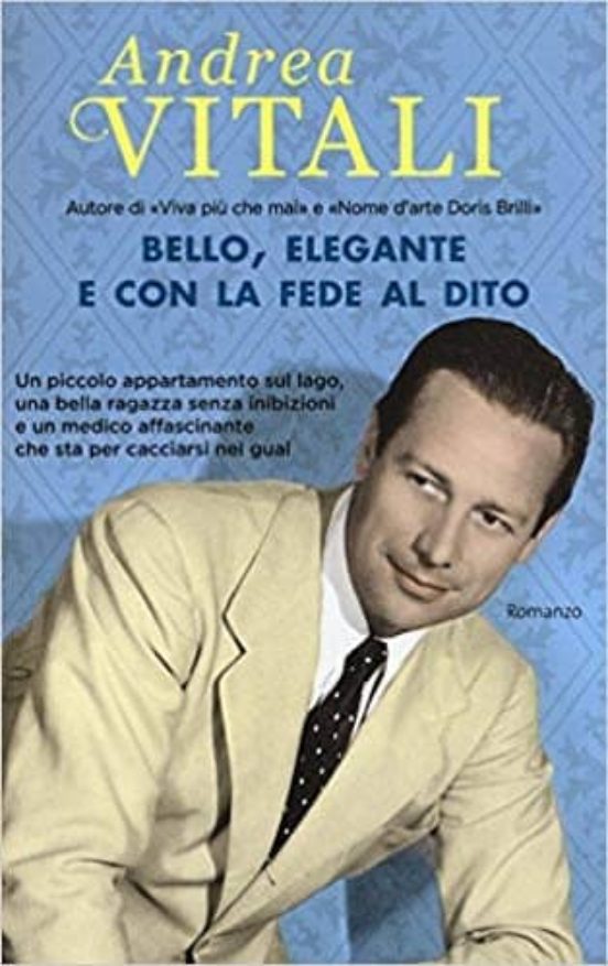 Bello Elegante E Con La Fede Al Dito