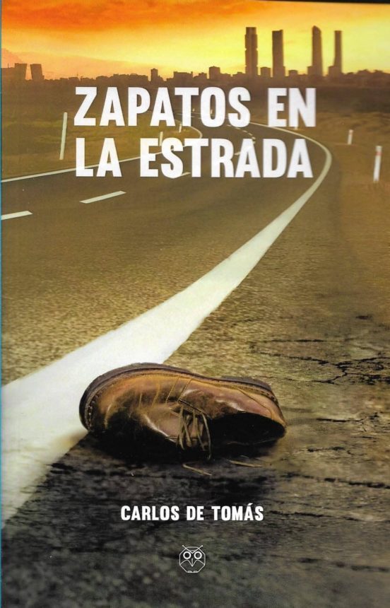 Zapatos En La Estrada