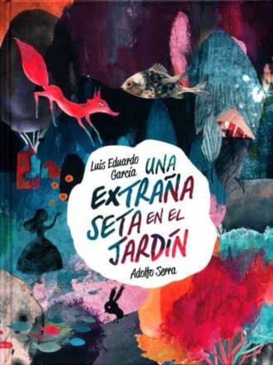 Una Extaña Seta En El Jardin