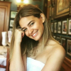 LAURA ESCANES LAURA ESCANES