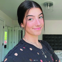 SIMPLEMENTE CHARLI | CHARLI D AMELIO | Casa del Libro