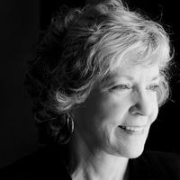 SUE GRAFTON SUE GRAFTON