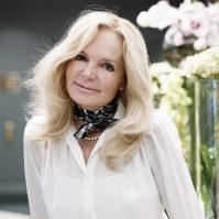 LUCINDA RILEY