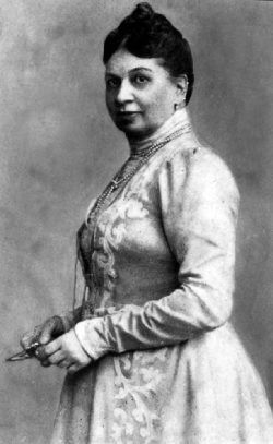 SOFIA TOLSTAIA