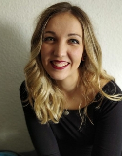 María R. G.