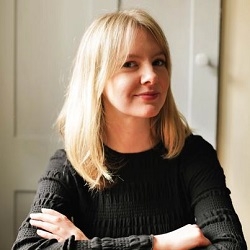 Emilia Hart