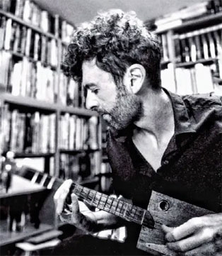 Fermín Solís