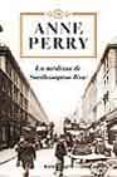 LA MEDIUM DE SOUTHAMPTON ROW de PERRY, ANNE 