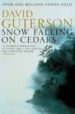 SNOW FALLING ON CEDARS de GUTERSON, DAVID 