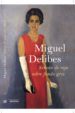 SEORA DE ROJO SOBRE FONDO GRIS di DELIBES, MIGUEL 