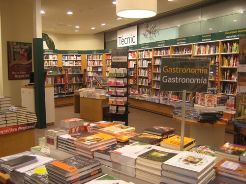 Libreria Casa Del Libro C C La Maquinista Paseo Potosi 2 Barcelona