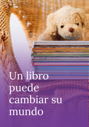 pila de libros con un peluche de perrito encima
