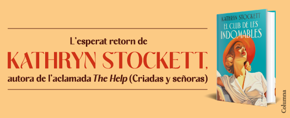 Libro sobre fondo naranja
