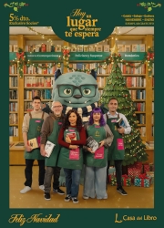 foto libreros y personaje Truman en la librería