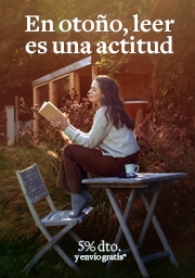 chica sentada en una mesa leyendo