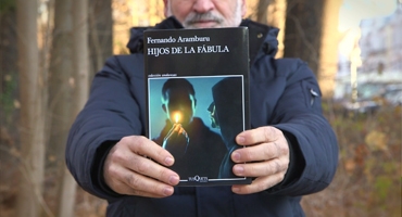 La Trenza de Almudévar 'alimenta' el libro Hijos de la Fábula de Fernando  Aramburu