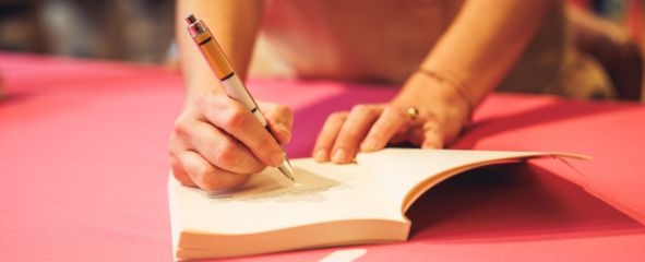 Llévate un ejemplar firmado por tu autor favorito