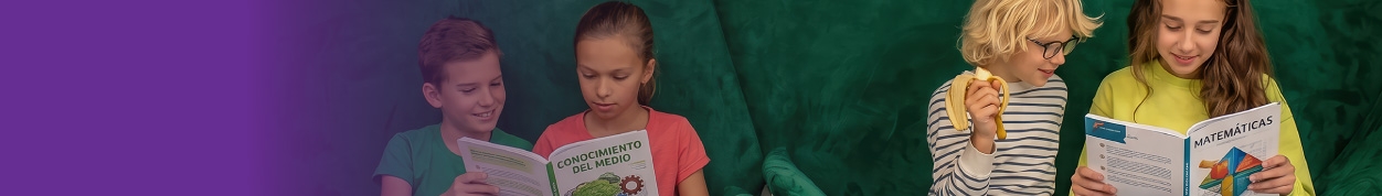 Niños leyendo