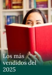 Chica asomando opr detrás de libro abierto