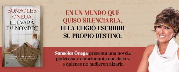 Sonsoles Ónega con su libro